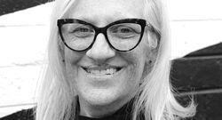 Chelle Destefano bw image credit Claire Bridgesmlr
