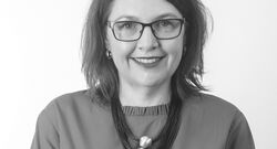Shelley Pisani Headshot