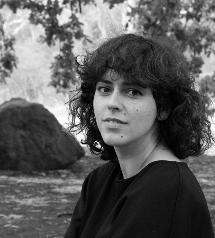 Zoe Scoglio 02 Crop CREDIT Emma Mc Rae 842x1200